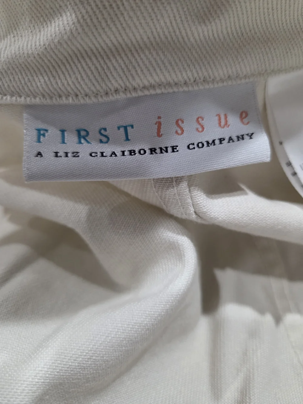 First Issue Liz Claiborne White Utility Jacket with Button Front Size Small